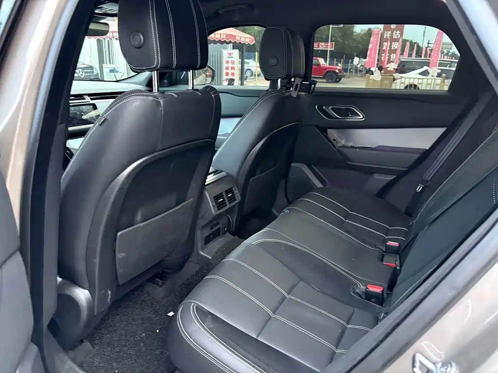 Land Rover Range Rover Velar 2022 — фото 10