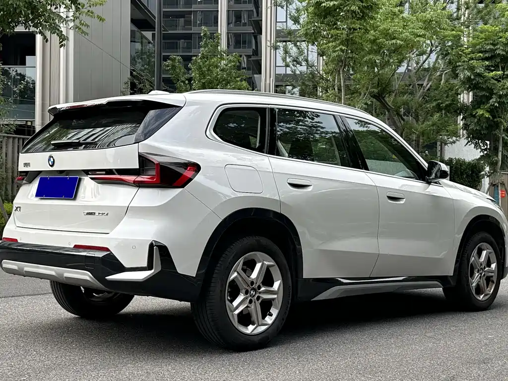 BMW X1 2024 — фото 3