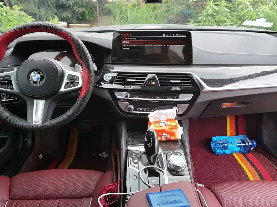 BMW 5 Series 2021 — фото 12