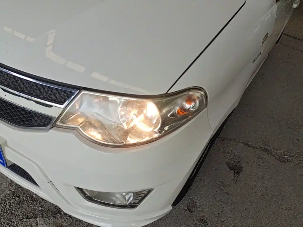 Wuling Hongguang 2018 — фото 18