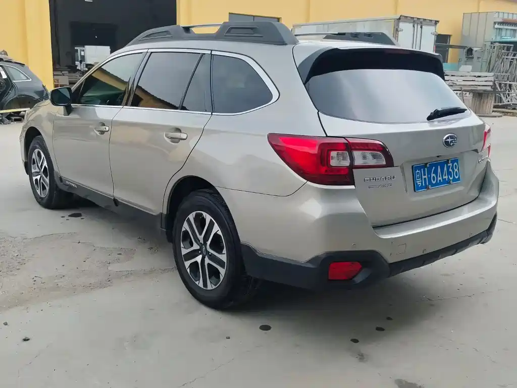 Subaru Outback 2020 — фото 6
