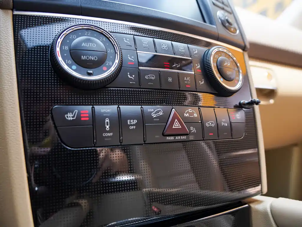 Mercedes-Benz M-Class AMG 2011 — фото 40