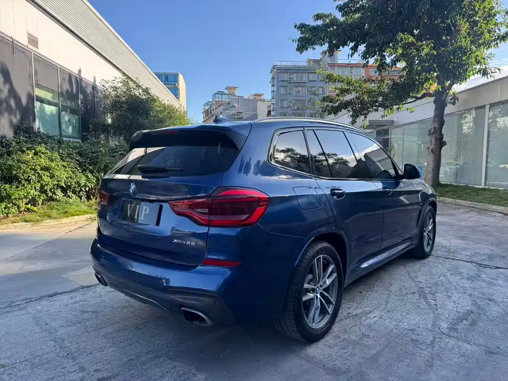 BMW X3 2018 — фото 9