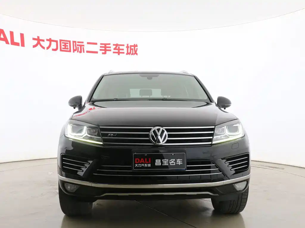 Volkswagen Touareg 2018 — фото 2