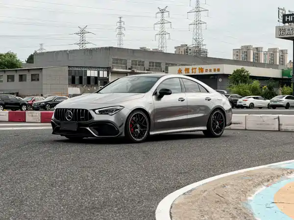 Mercedes-Benz CLA AMG 2022