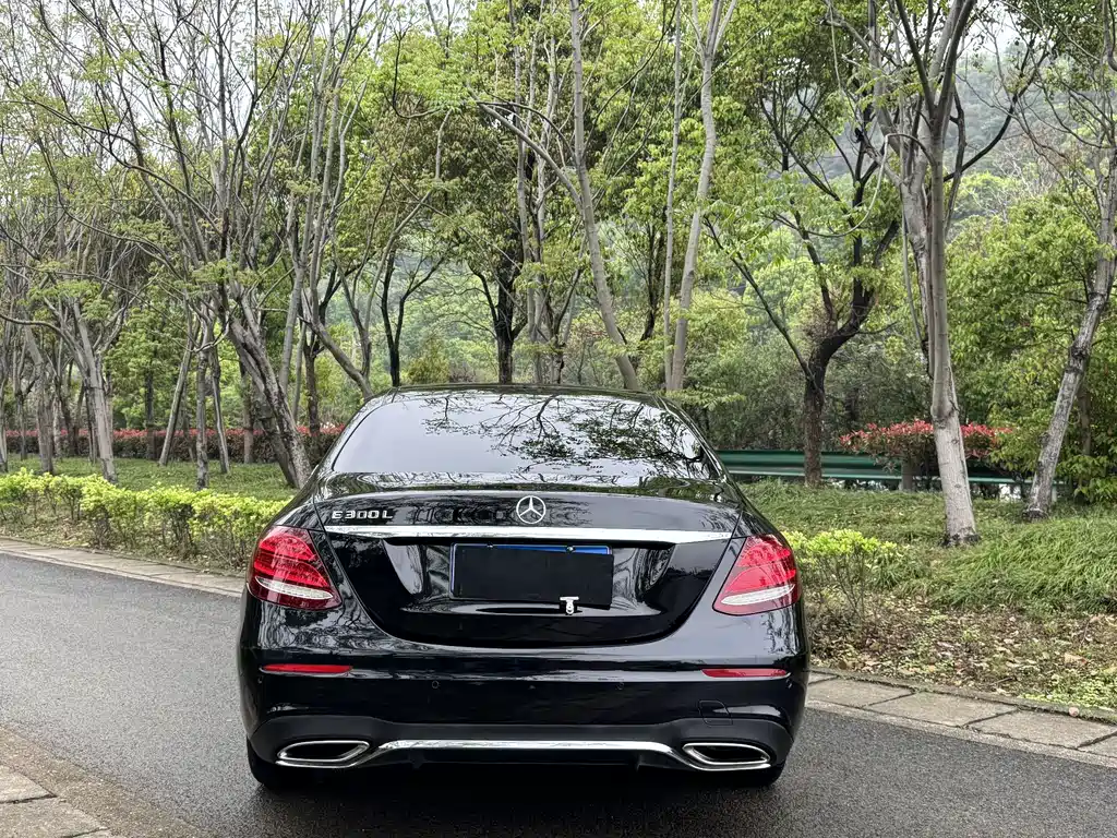Mercedes-Benz E-Class 2020