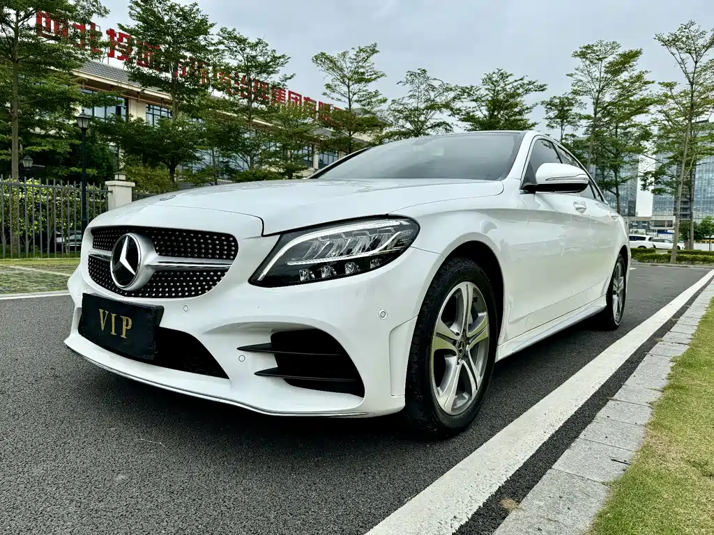 Mercedes-Benz C-Class 2020 — фото 7