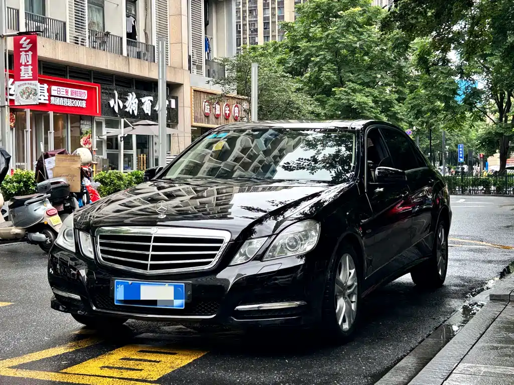 Mercedes-Benz E-Class 2012