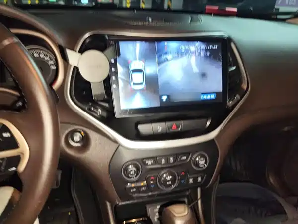 Jeep Cherokee 2018