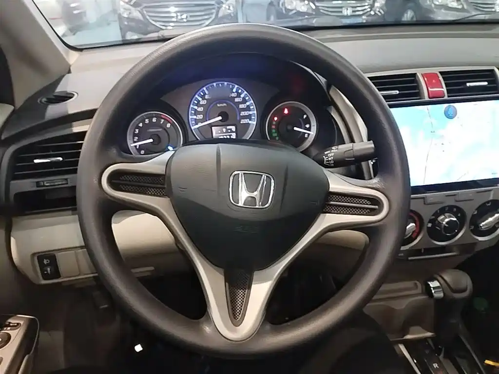 Honda City Classic 2014 — фото 11