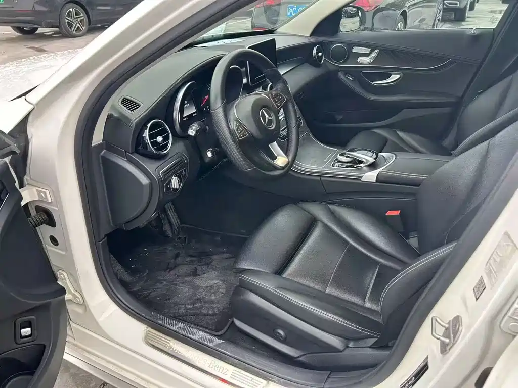 Mercedes-Benz C-Class 2016