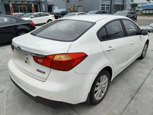 Kia K3 2016