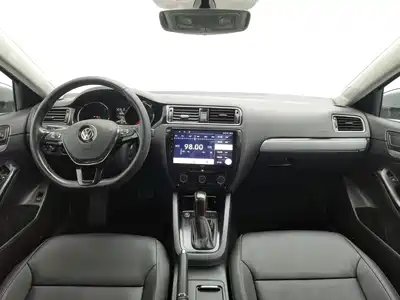 Volkswagen Sagitar 2019