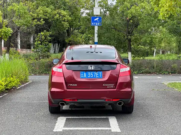 Honda Crosstour 2011