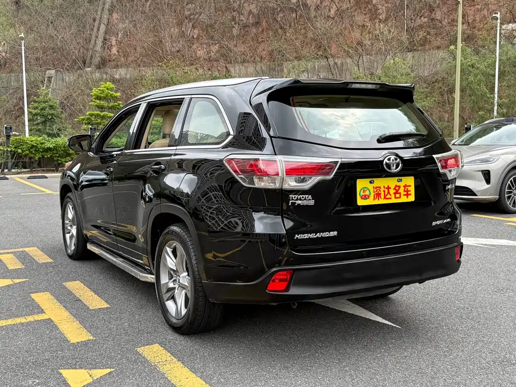 Toyota Highlander 2018 — фото 22