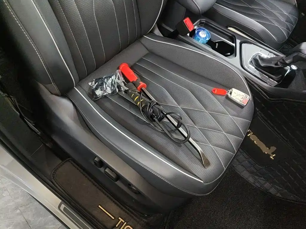 Volkswagen Tiguan L 2023 — фото 25