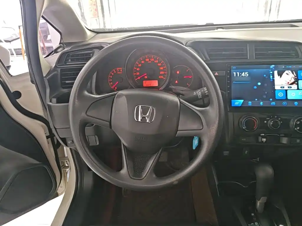Honda Fit 2019 — фото 11