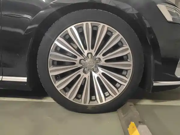 Audi A8 2019