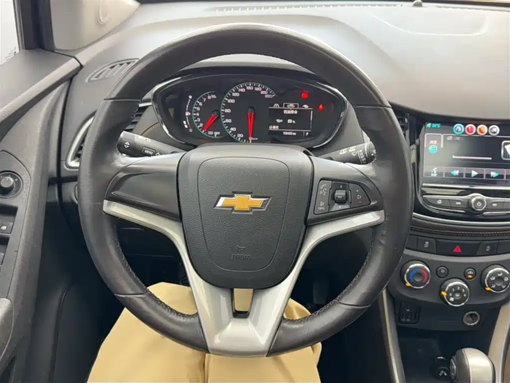 Chevrolet Trax 2017 — фото 20