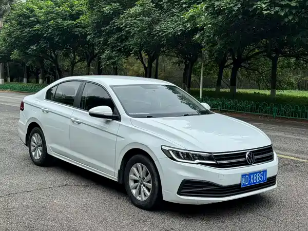 Volkswagen Bora 2021