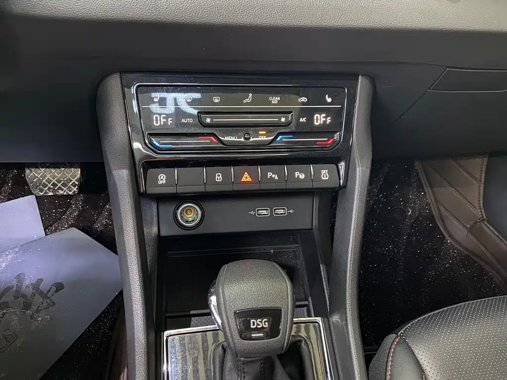 Skoda Karoq 2022 — фото 24