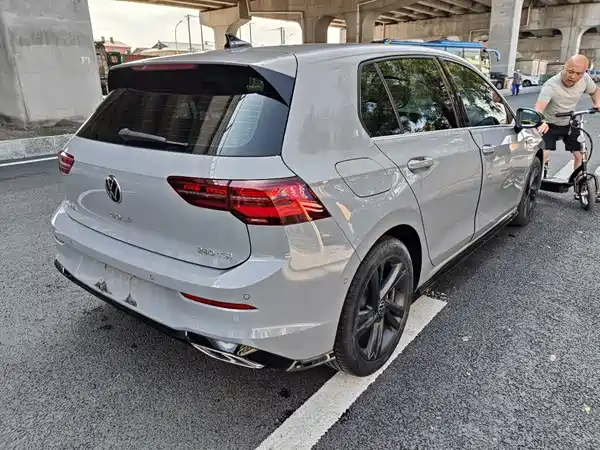 Volkswagen Golf 2022