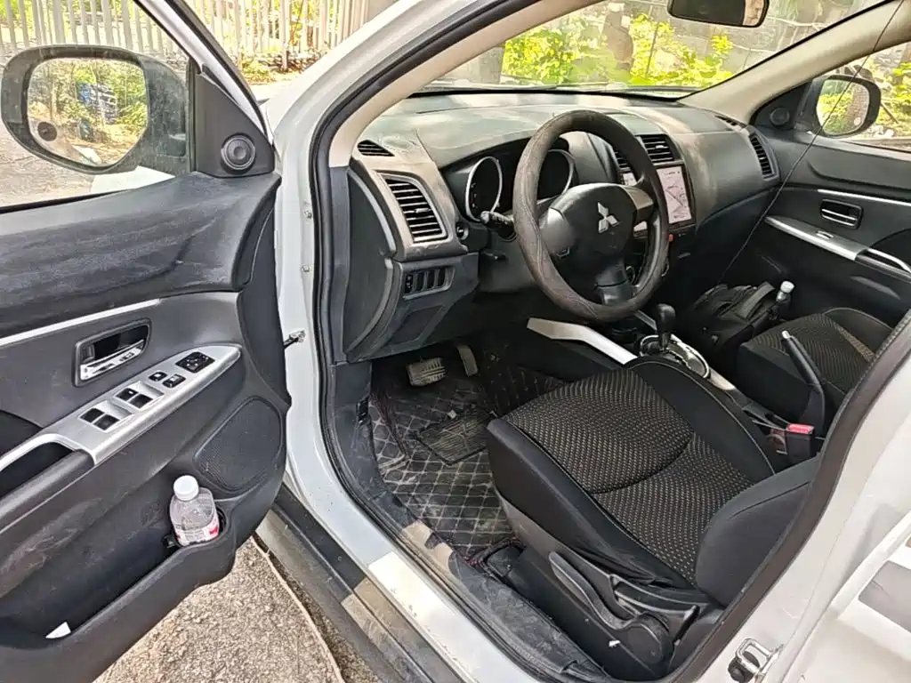 Mitsubishi ASX 2017 — фото 12