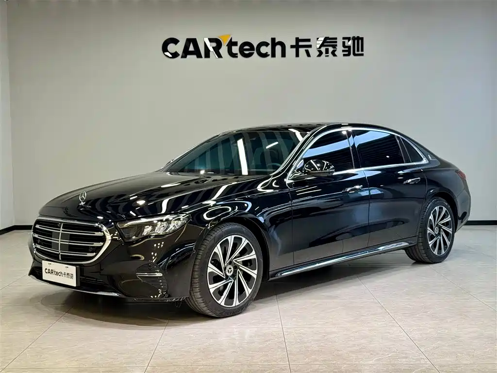 Mercedes-Benz E-Class 2024