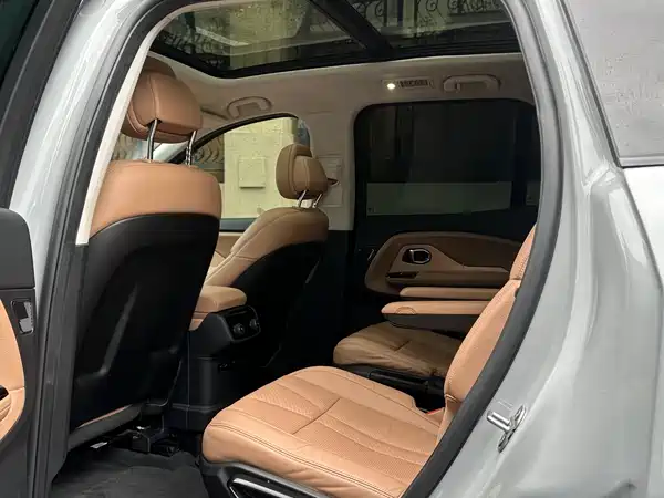 NIO ES8 2019