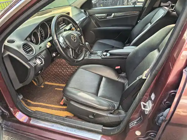 Mercedes-Benz C-Class 2013