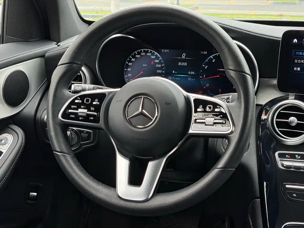 Mercedes-Benz GLC 2021 — фото 23