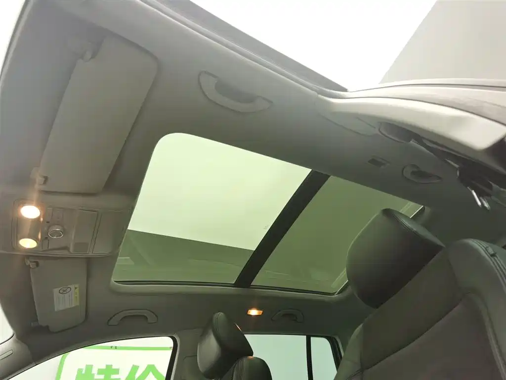 Volkswagen Tiguan 2015 — фото 14