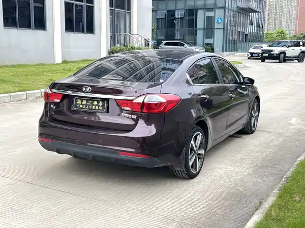 Kia K3 2016