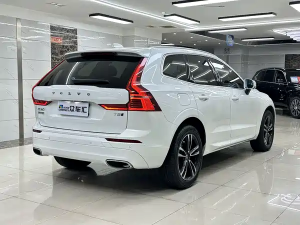 Volvo XC60 2019