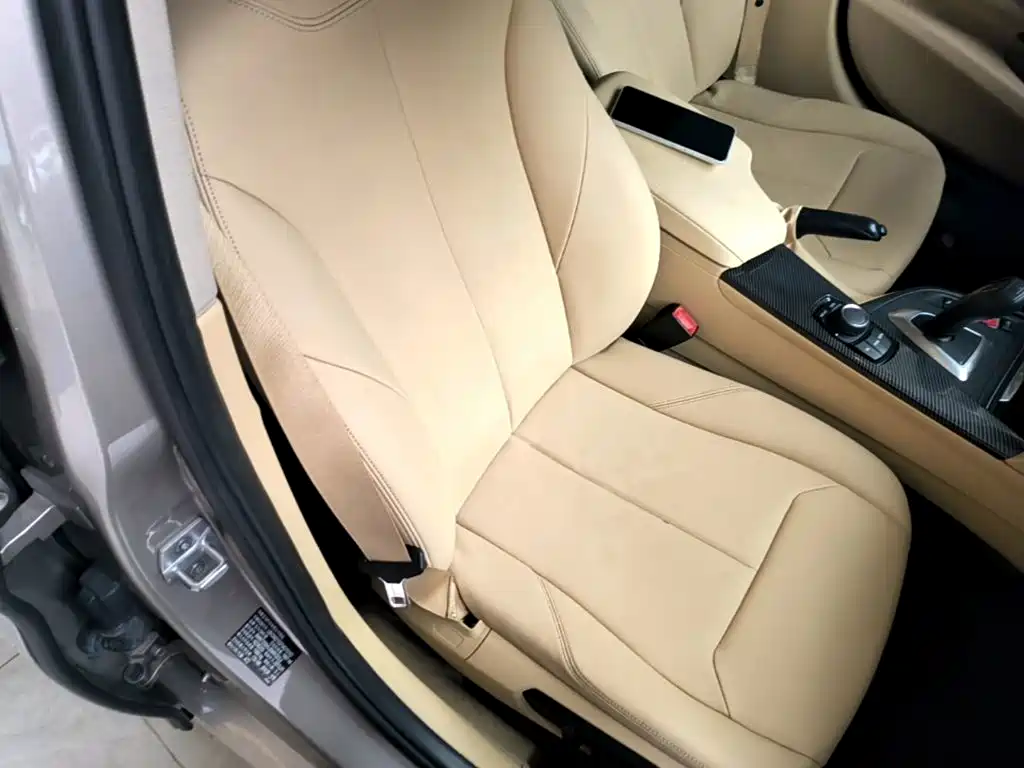 BMW 3 Series 2015 — фото 25