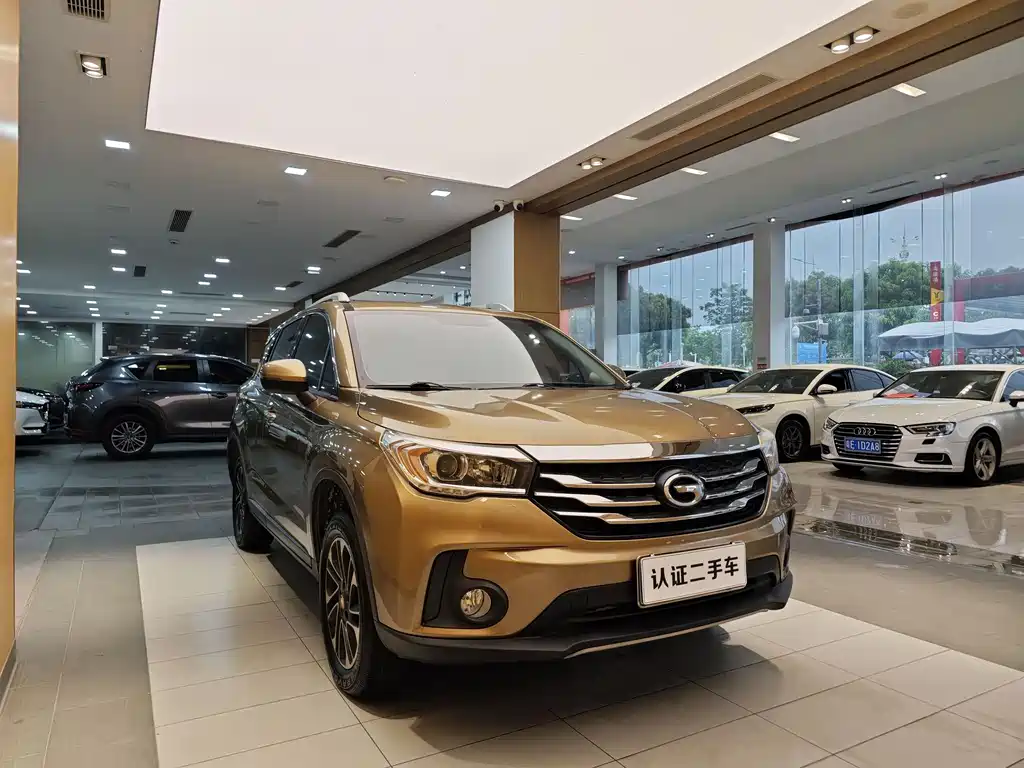 GAC Motor Trumpchi GS4 2015 — фото 4