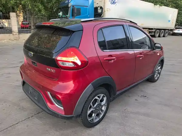 Geely Vision X1 2017