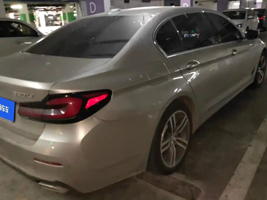 BMW 5 Series 2021