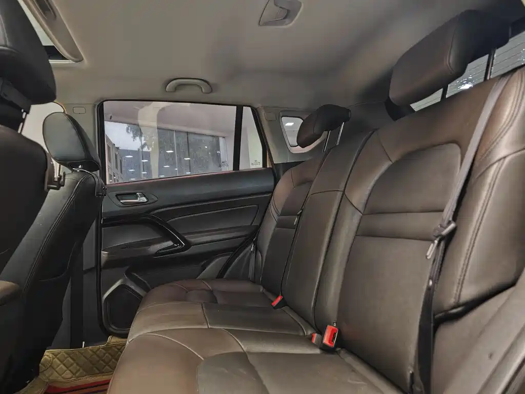 GAC Motor Trumpchi GS4 2015 — фото 22