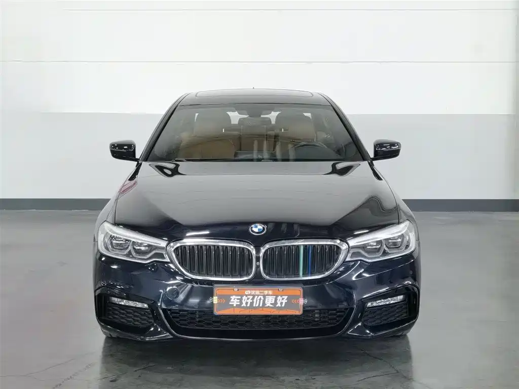 BMW 5 Series 2018 — фото 3