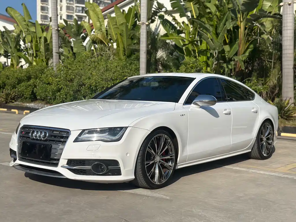 Audi A7 2012 — фото 1