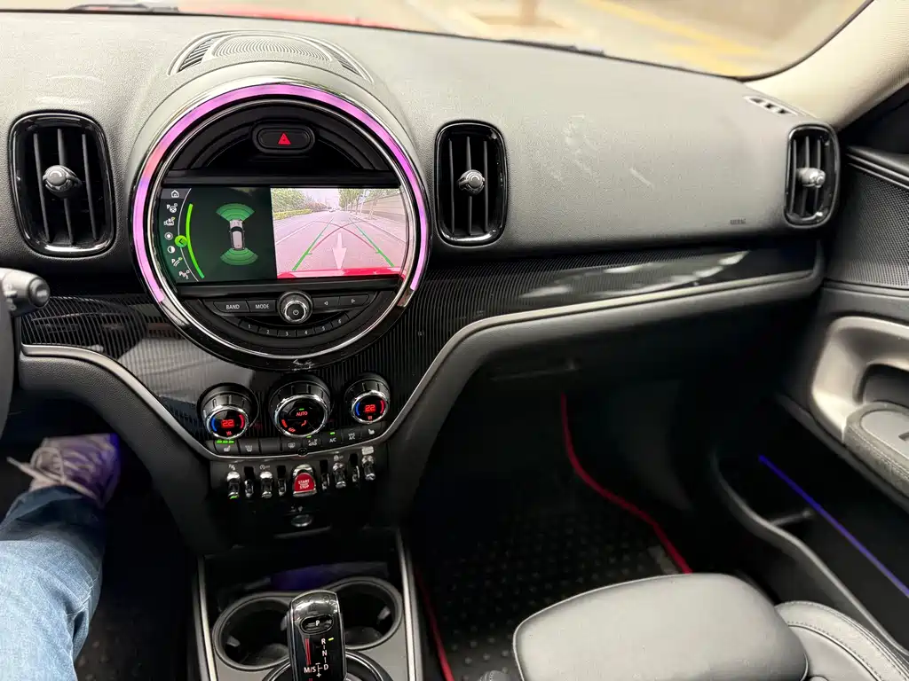 MINI Countryman 2020 — фото 12