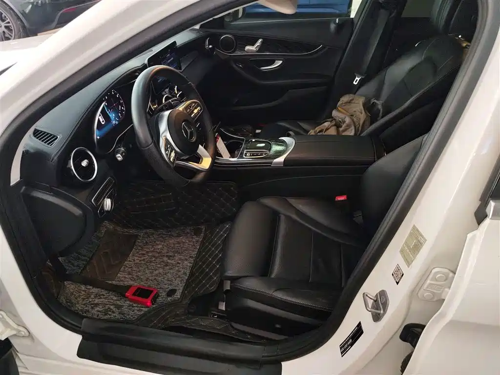 Mercedes-Benz C-Class 2020 — фото 15