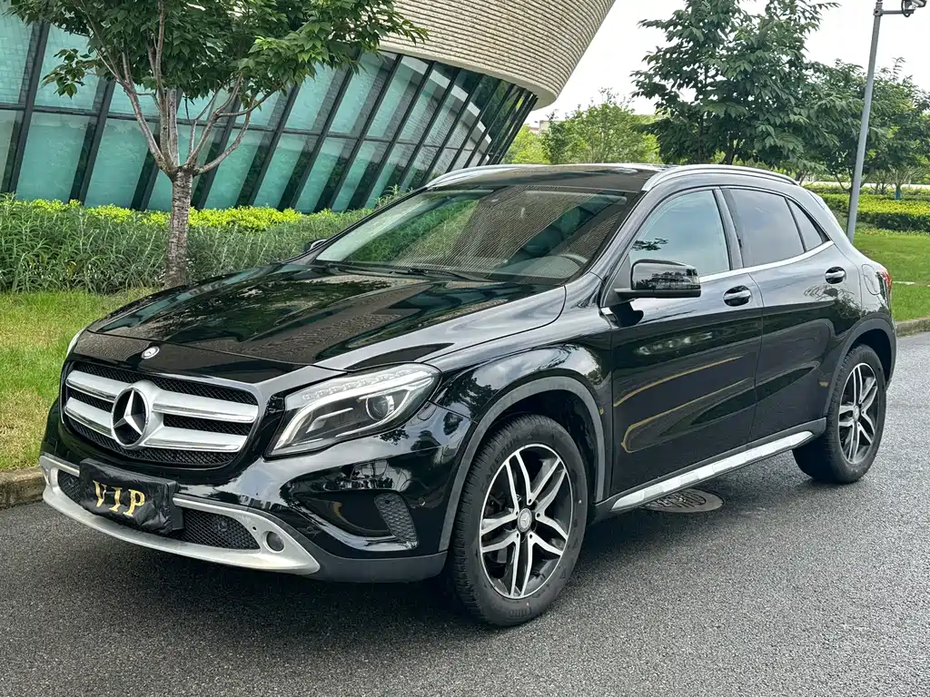 Mercedes-Benz GLA 2016