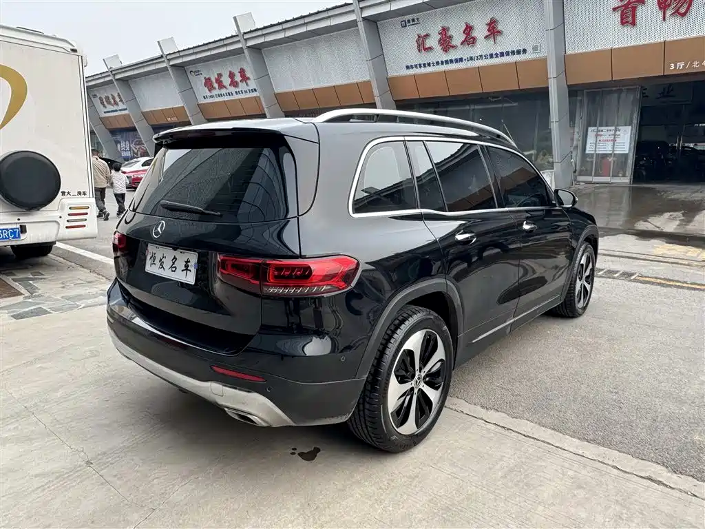 Mercedes-Benz GLB 2023 — фото 13