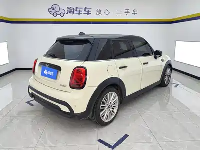 MINI MINI 2022