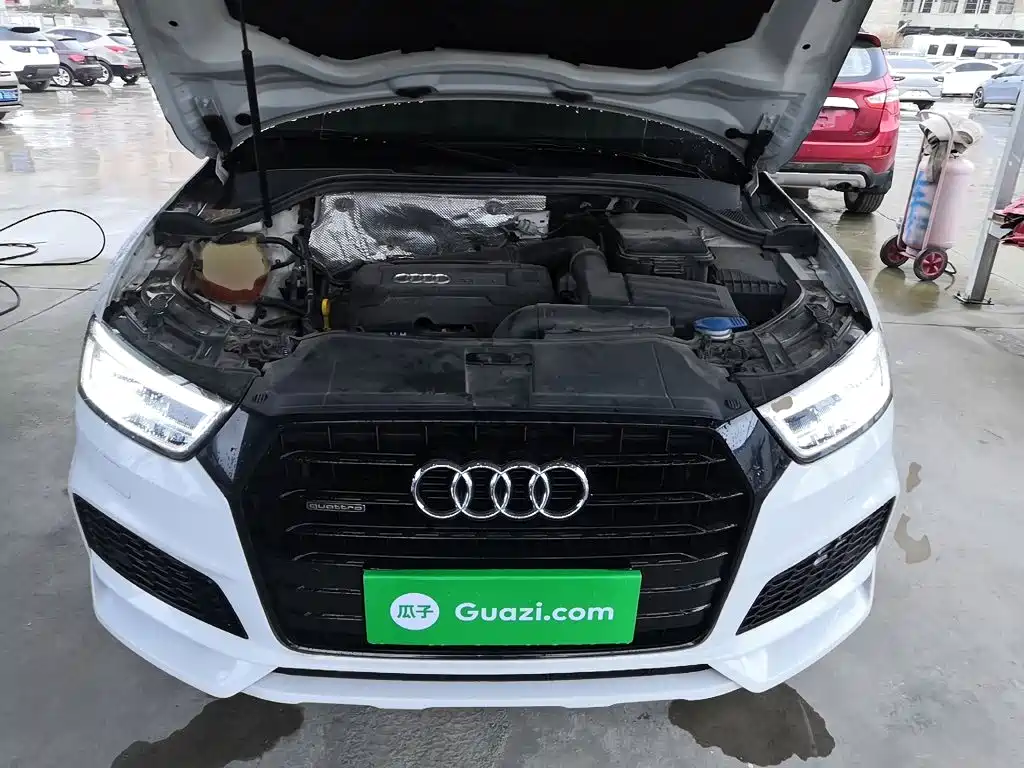 Audi Q3 2018 — фото 16