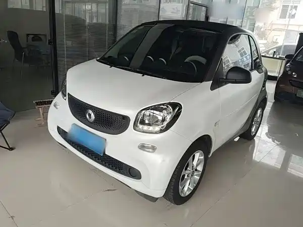 smart fortwo 2018
