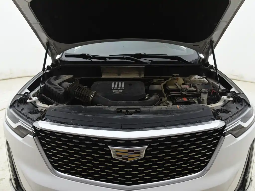 Cadillac XT6 2020 — фото 14