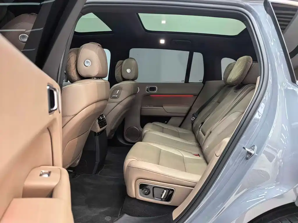 Li Auto Li L7 2025